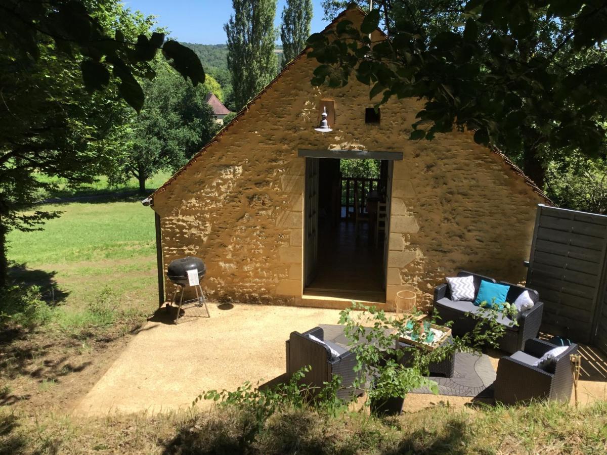Vila Logis Des 4 Fees Et Son Bain Nordique Sainte-Nathalène Exteriér fotografie
