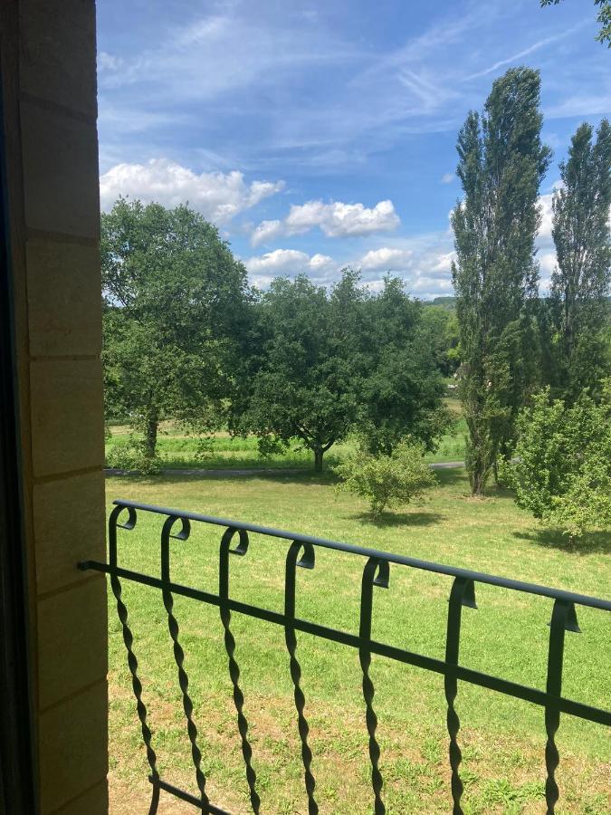 Vila Logis Des 4 Fees Et Son Bain Nordique Sainte-Nathalène Exteriér fotografie